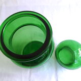 Green apothecary pot