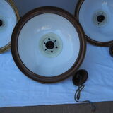 Suspension in white opaline, its edge in aged brass
