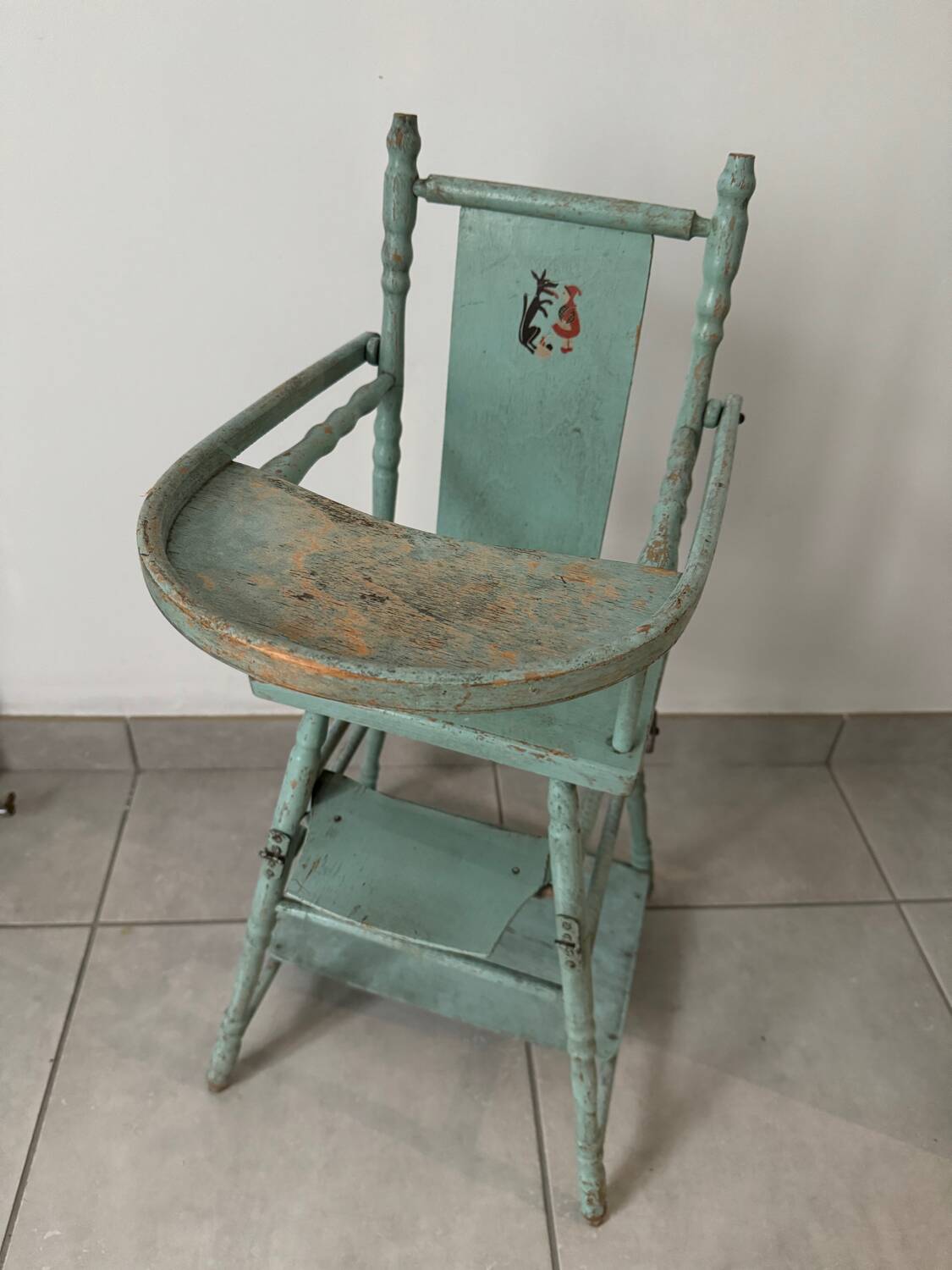 Baby high chair with system