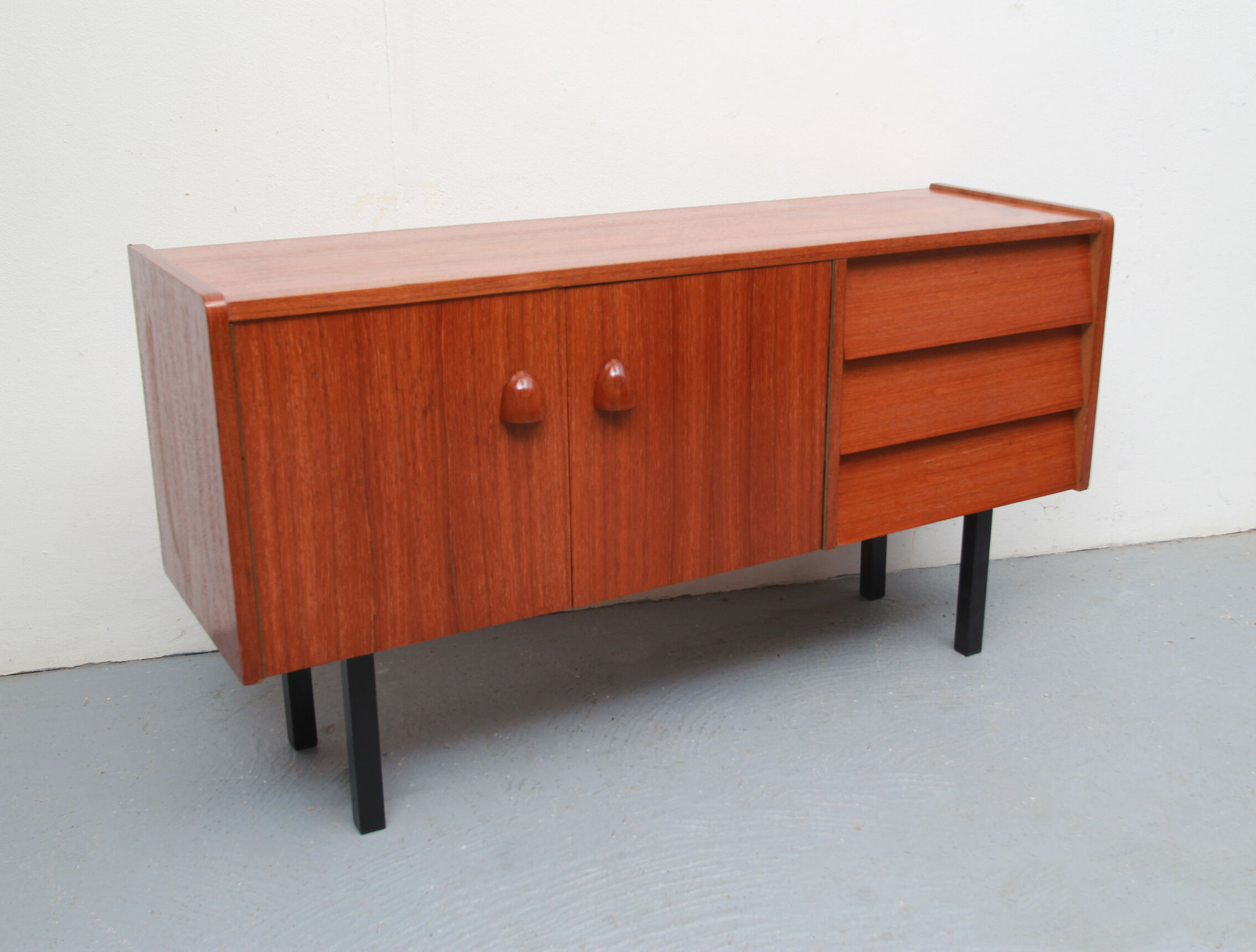 Sideboard in teak, 100cm, 1960