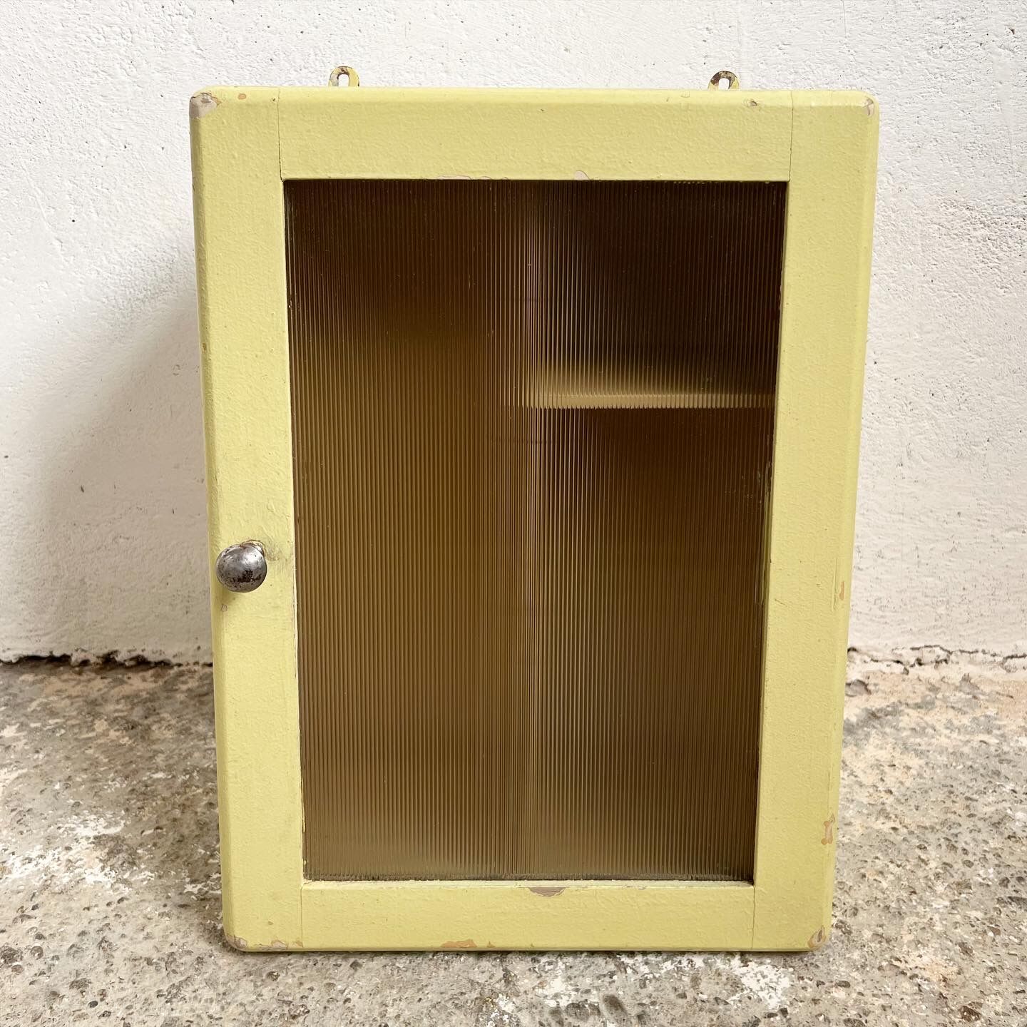 Wall-mounted pharmacy toilet cabinet 1 door