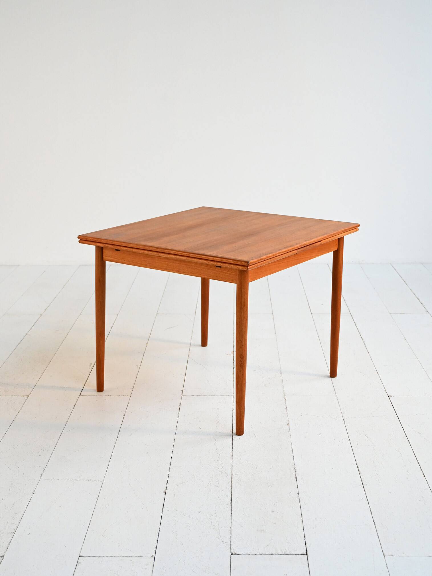 Teak extendable dining table, 1960s