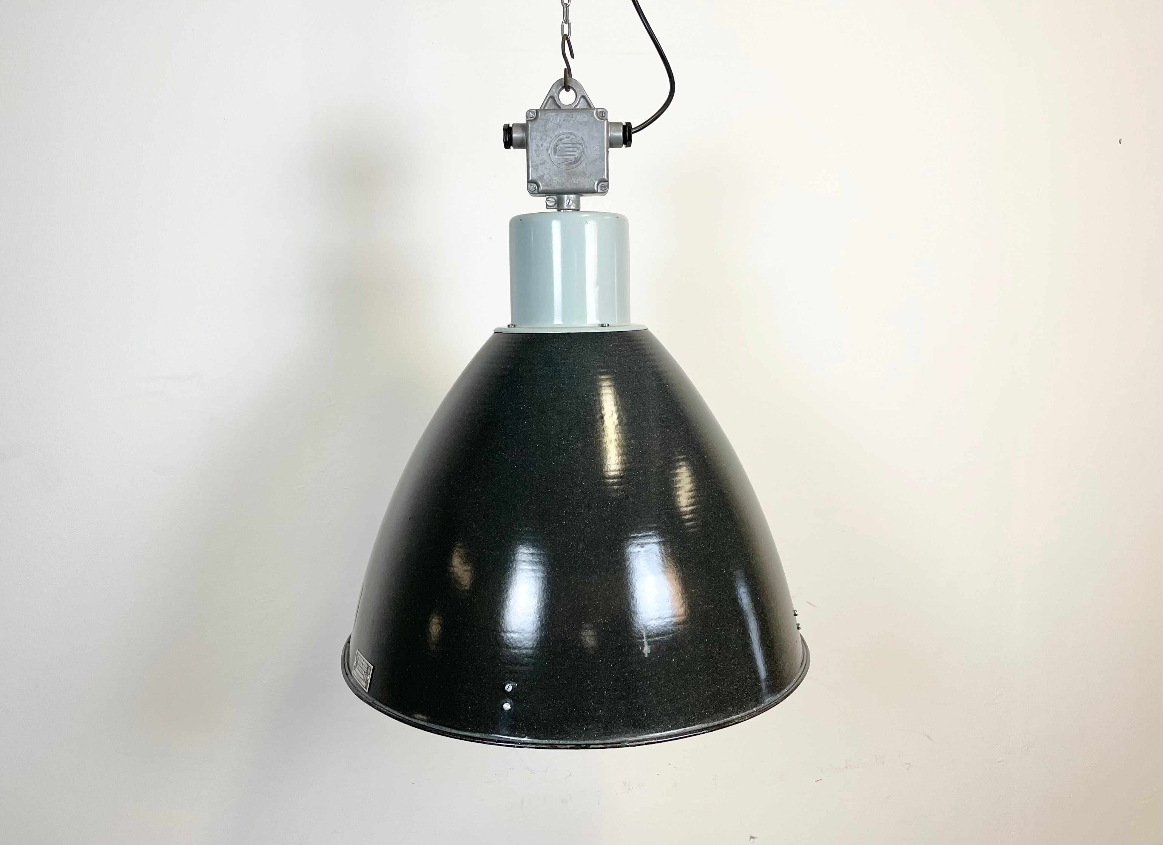 Large Industrial Enamel Factory Pendant Lamp from Elektrosvit, 1960s