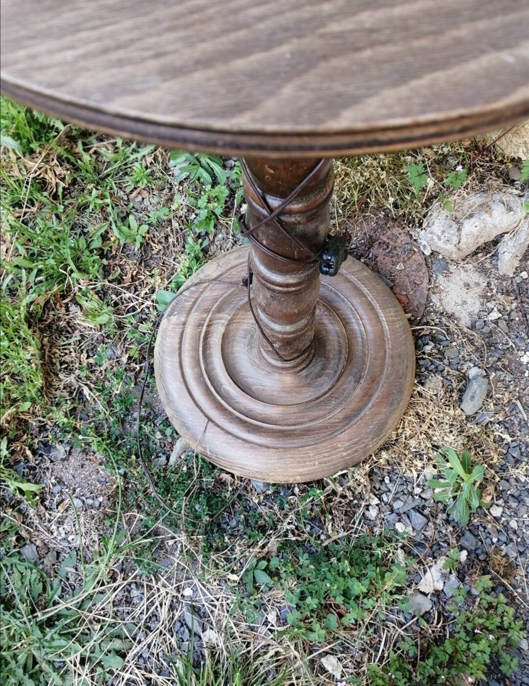 Lampadaire bois serviteur vintage