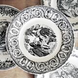 Set of 4 talking dessert plates