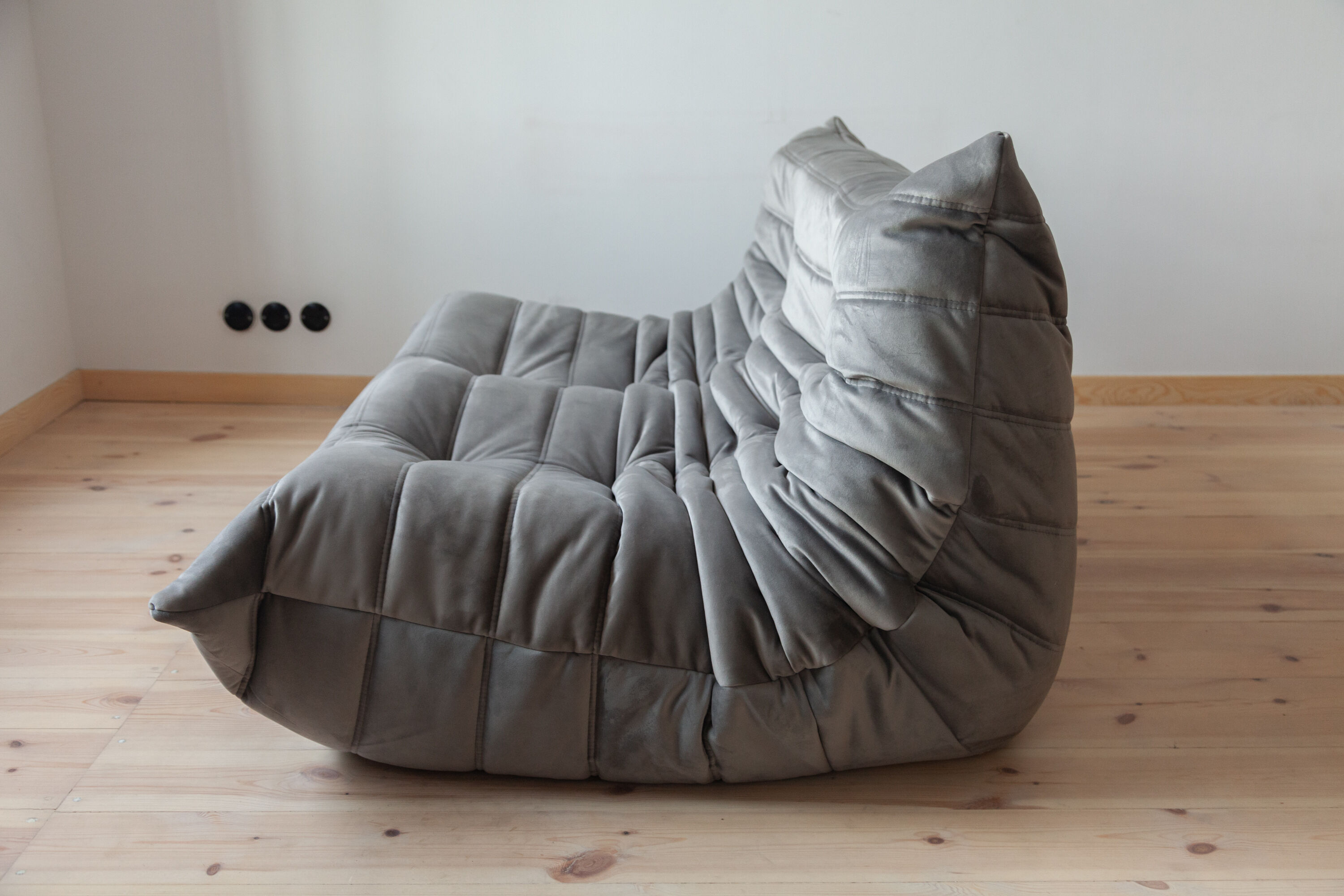 Togo sofa model designed by Michel Ducaroy 1973