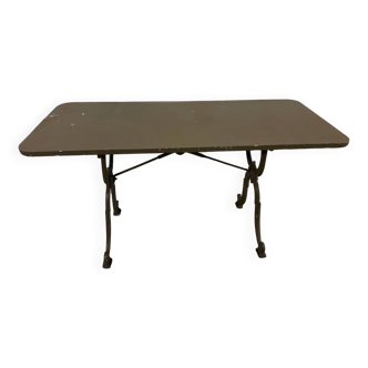 Bistro table