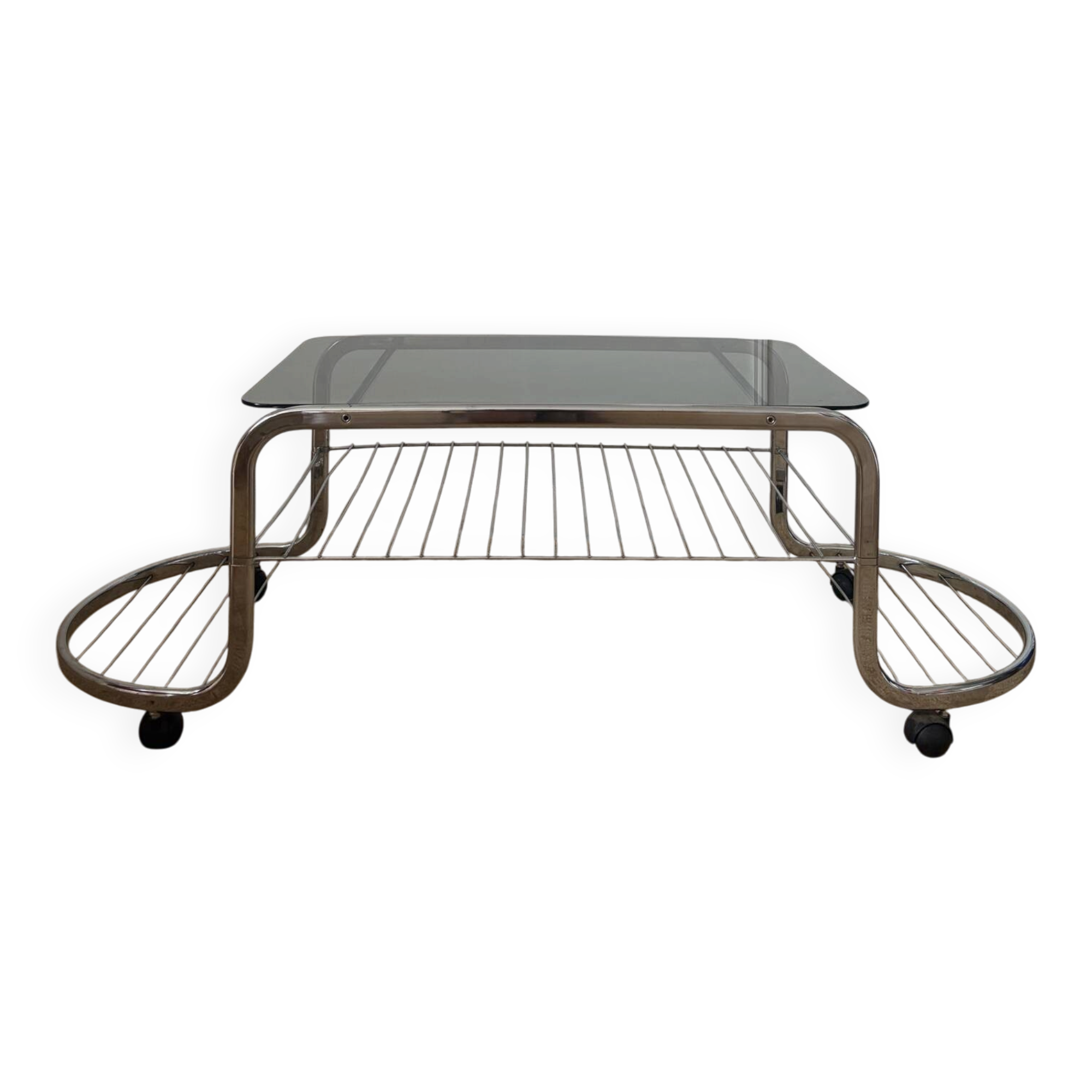 Table basse en métal et verre fumé 1970
