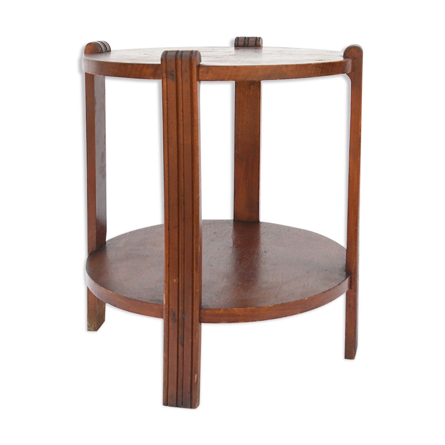 Circular pedestal table
