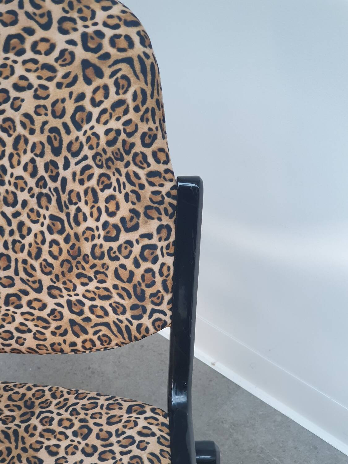 Chaise DSC 106 de Piretti éd Castelli