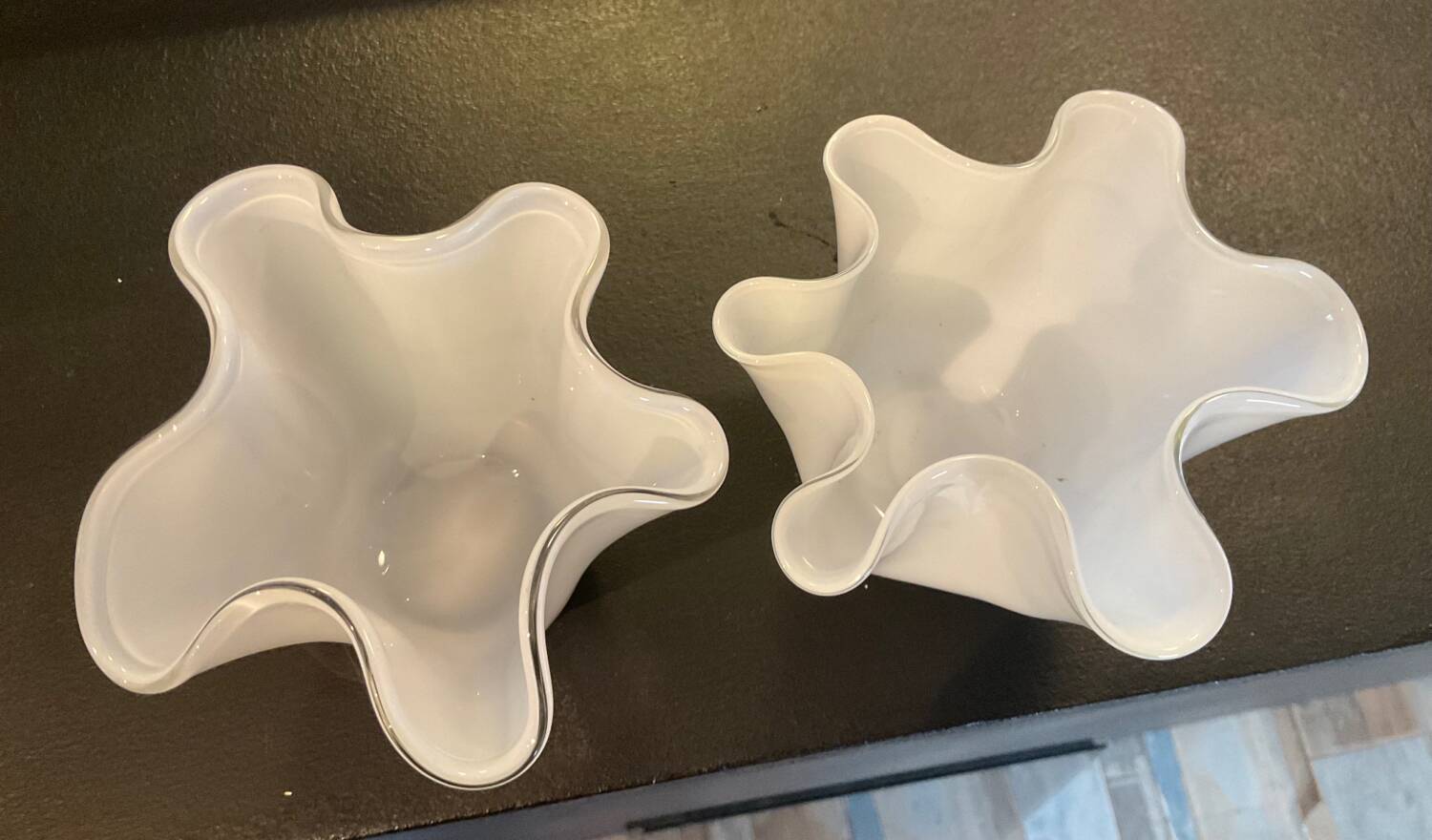 Duo of vintage handkerchief vases in glass paste