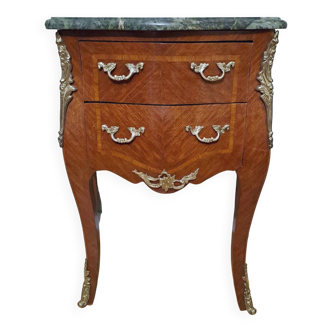 Marquetry chest of drawers