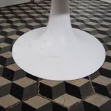 Table low foot Tulip