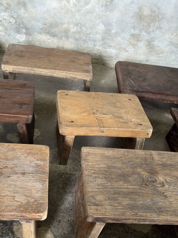 Petit tabouret d'appoint en teck upcyclé clair (3276)