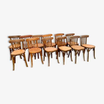 Series of 12 baumann wooden curved bistro chairs from the 1930s Original patina