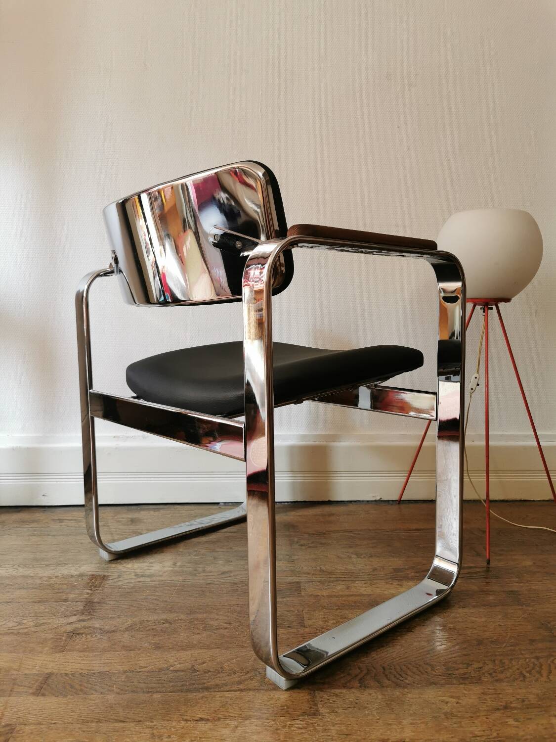 Chair by Eero AARNIO