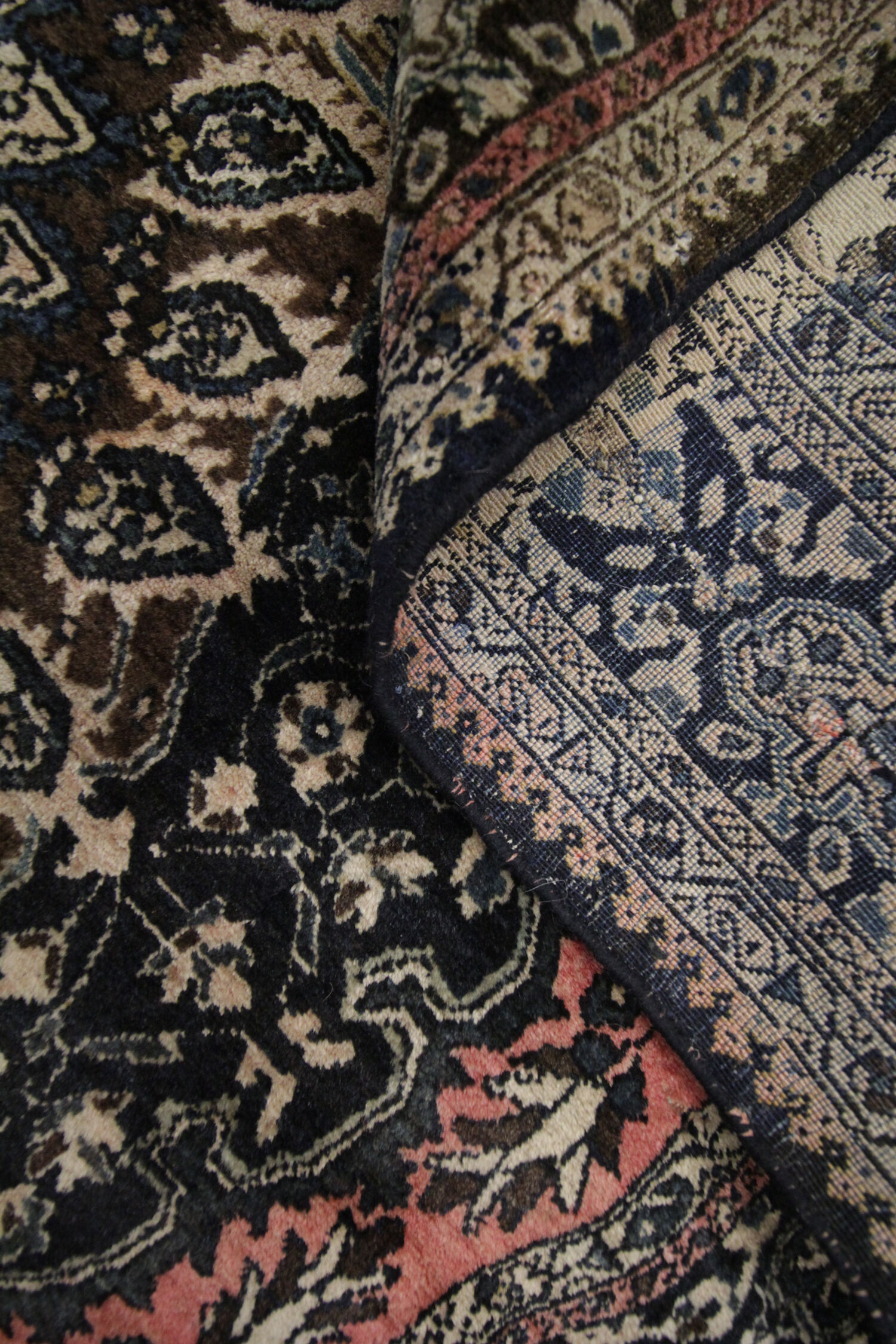 Antique Persian Farhan Area Rug 113x192cm