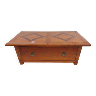 Solid wood coffee table, large drawer