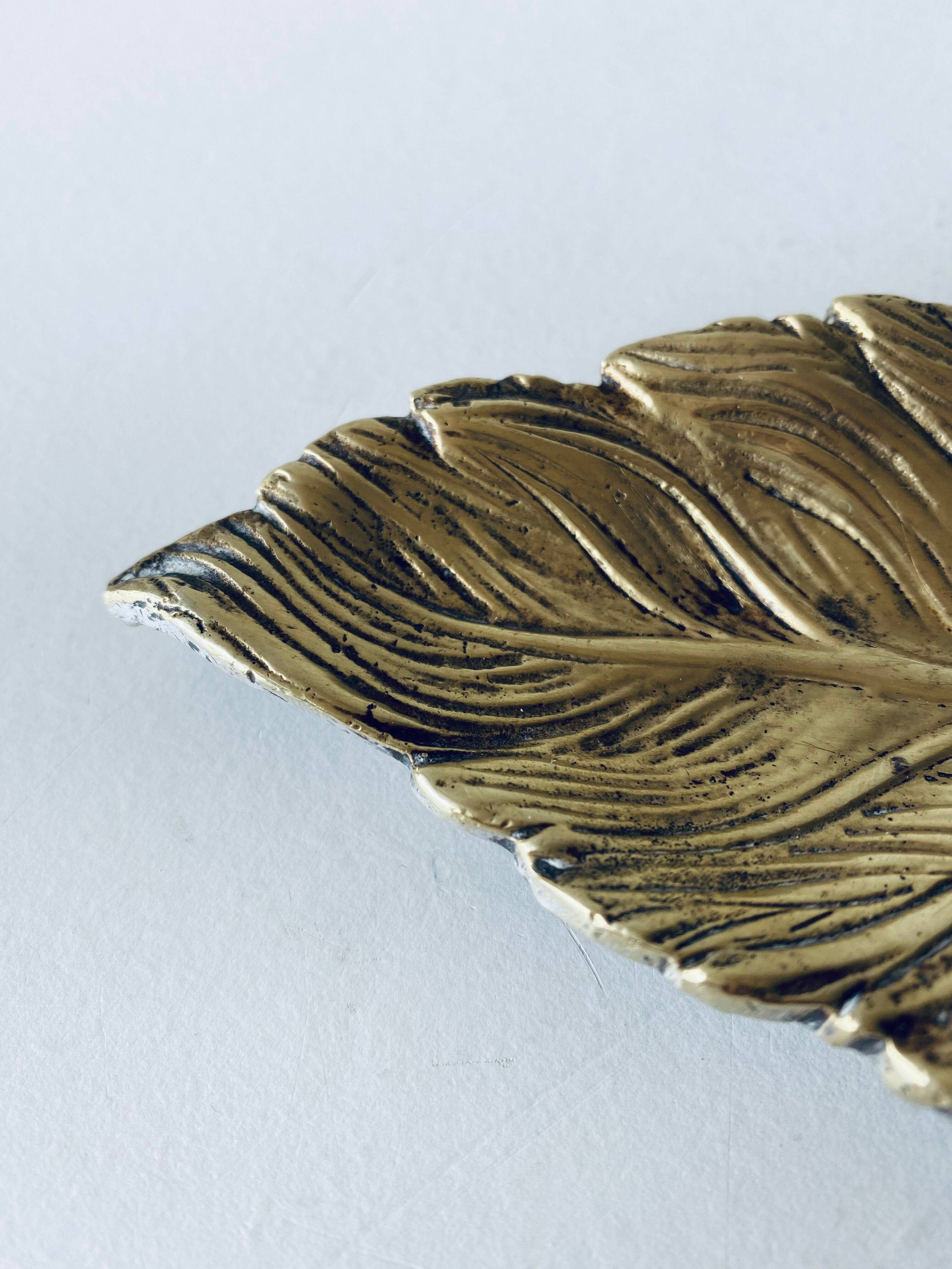 Golden leaf ashtray