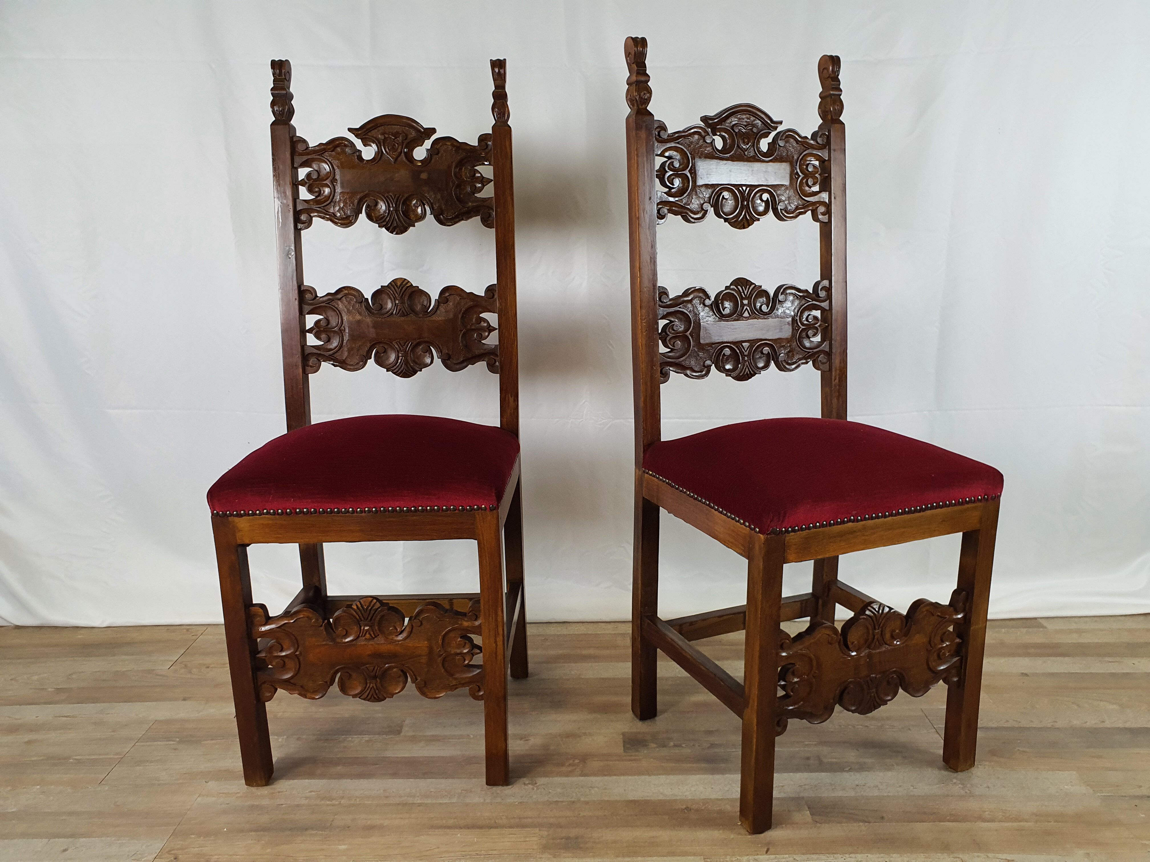 Pair of Renaissance chairs from the early 1900s