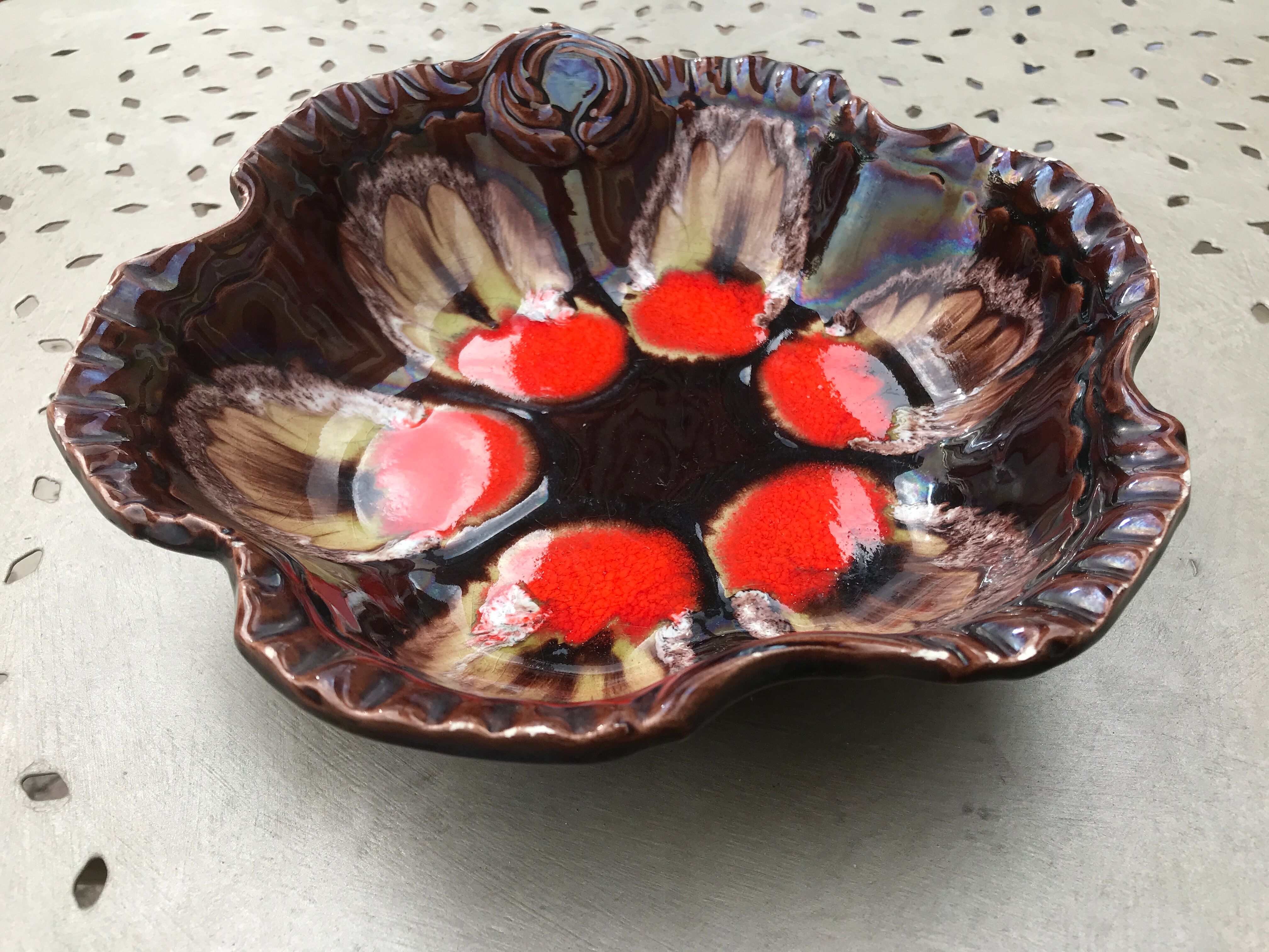 Vintage flat fruit cut in polychrome ceramic from vallauris