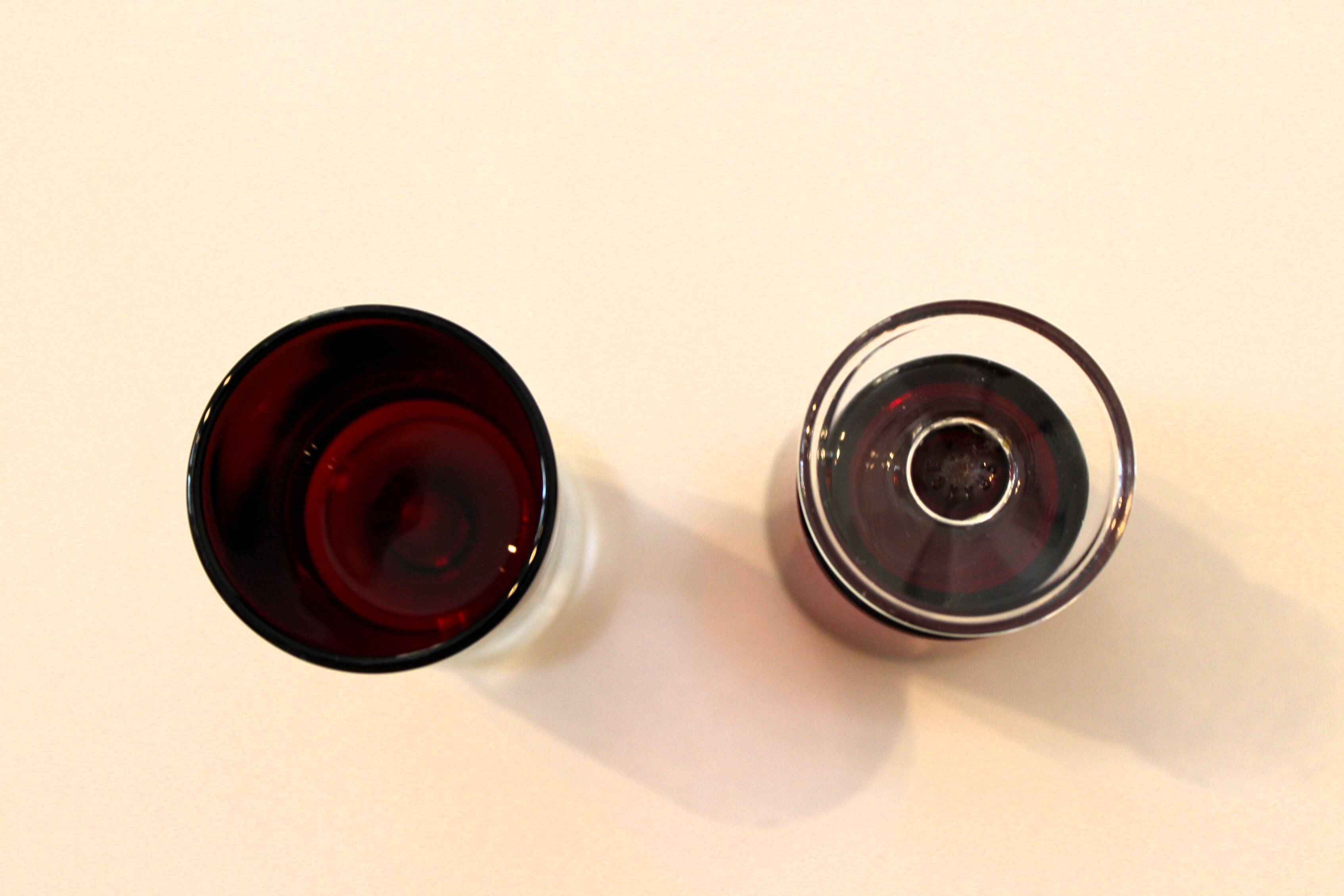 10 ruby red Luminarc Sweden liqueur glasses from the 1970s.