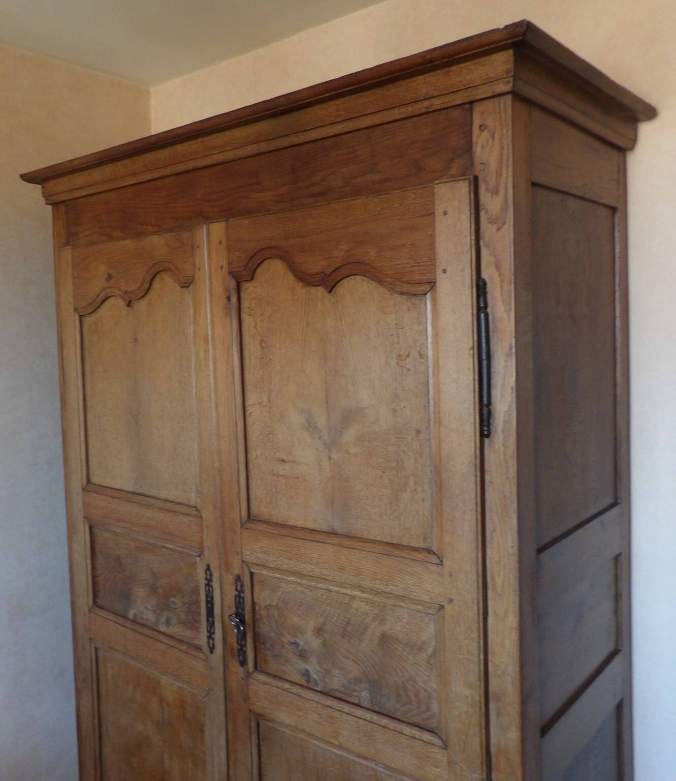 Louis XV style wardrobe