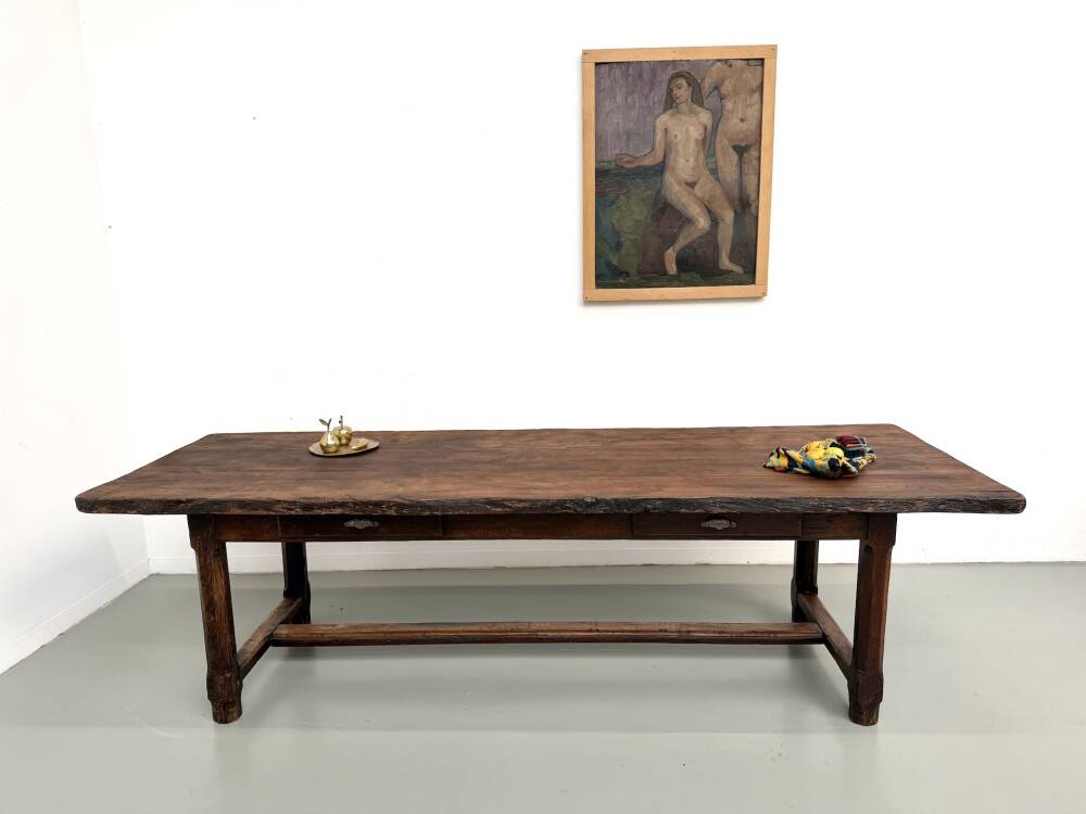 Brutalist farmhouse table in solid oak, 270 cm, 1920s.