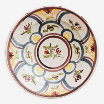 Plat en faience de Manises Espagne