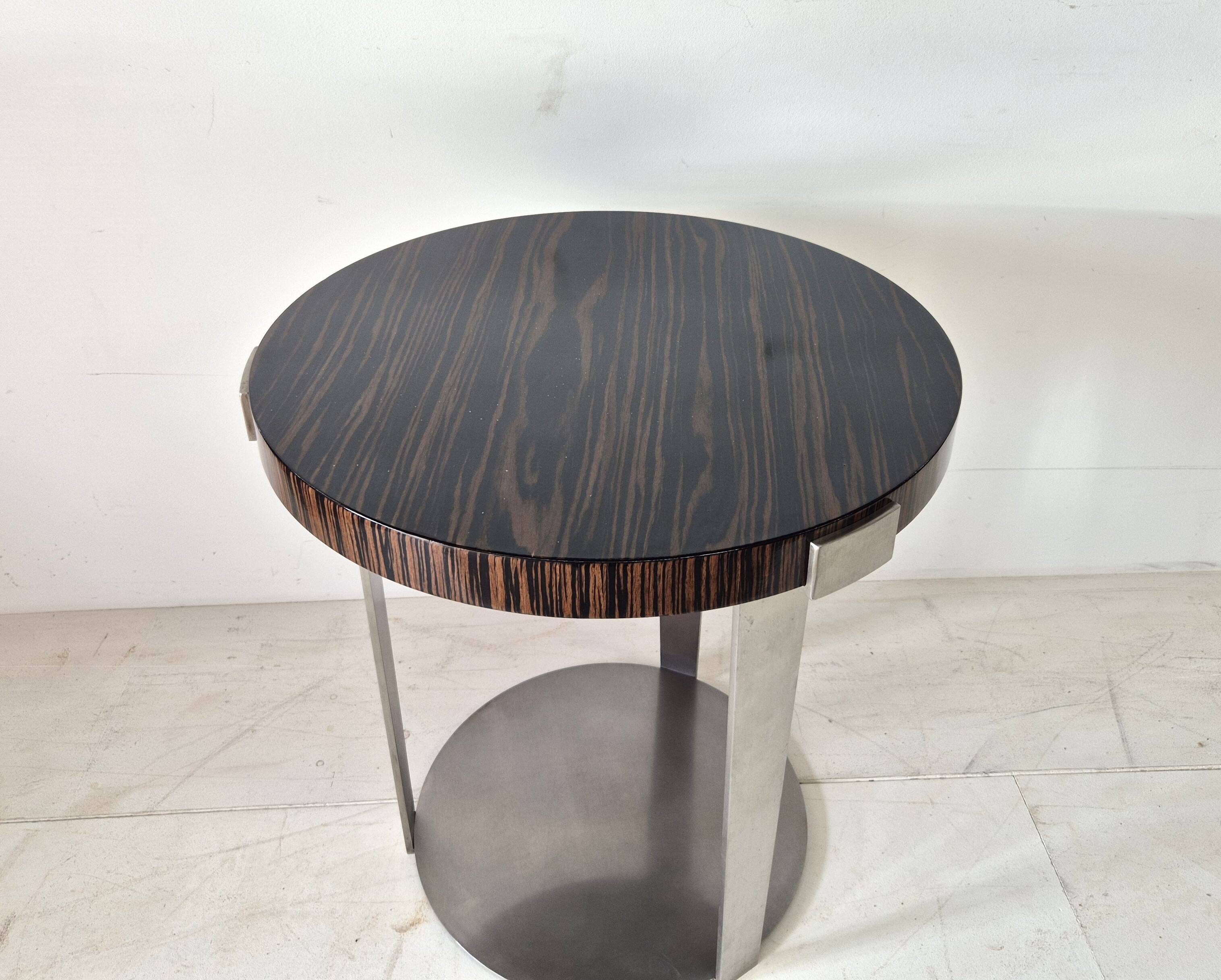 Macassar ebony pedestal table, from the Hotel Ambassador Paris