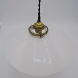 Suspension in opaline white