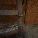 Chaise en bois ancien