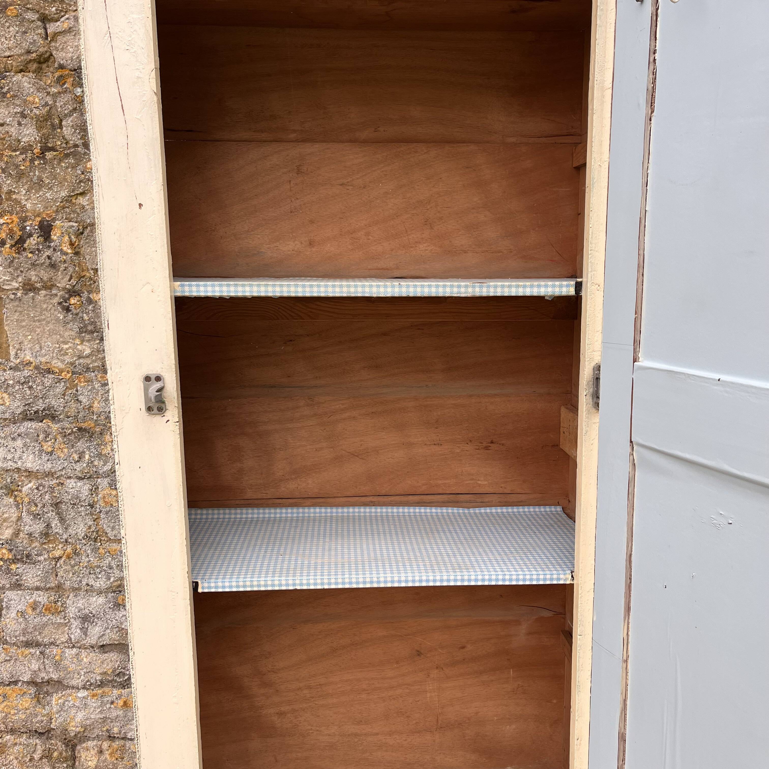 1-door wardrobe