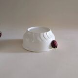 Set of 4 ceramic bowls with strawberry-shaped handles