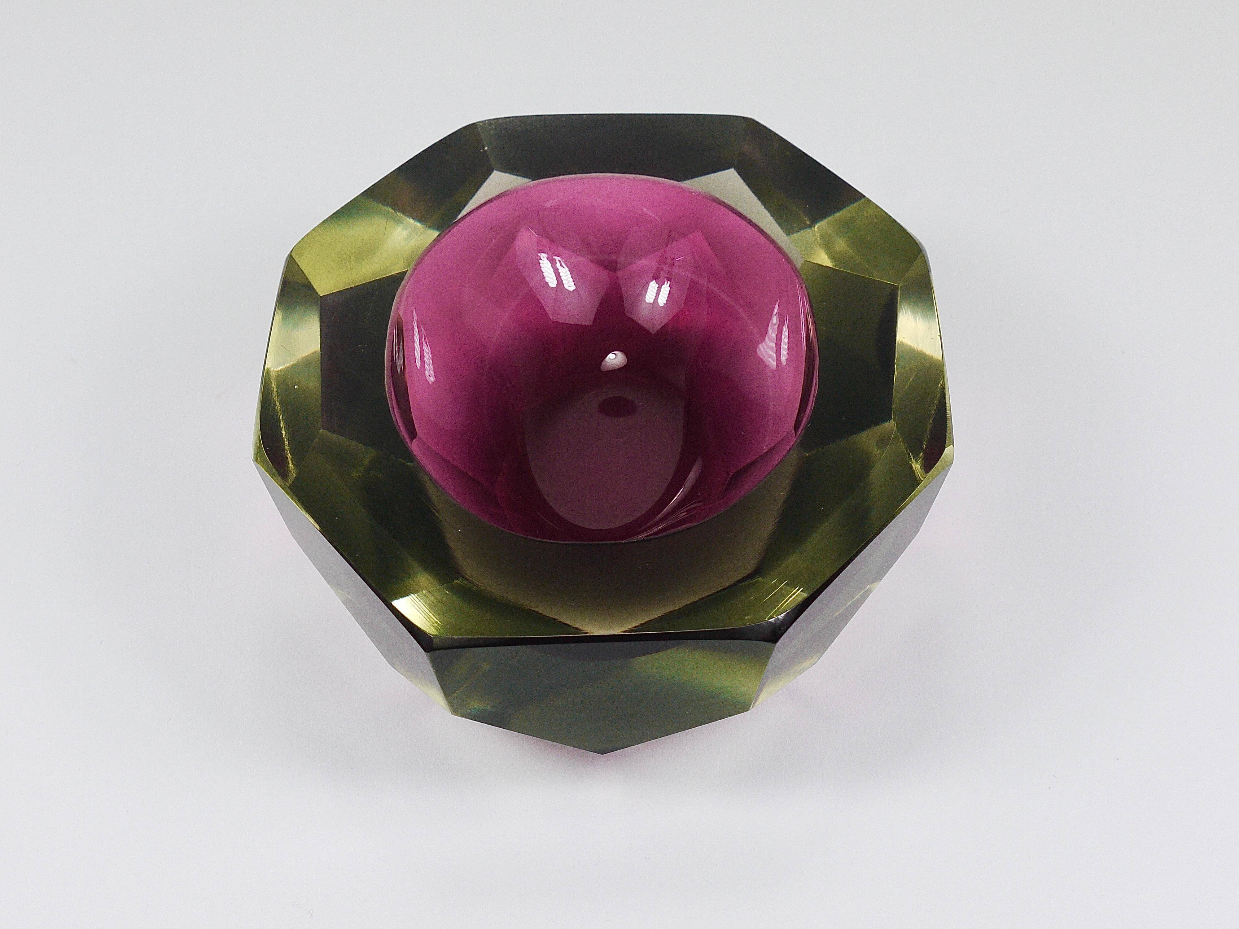 Flavio Poli Sommerso Caviar Murano Glass Bol Diamant par Seguso, Italie, années 1960