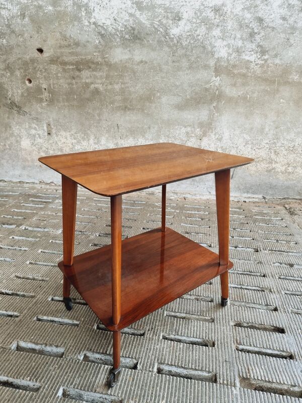 Desserte rétro en teck design table d’appoint des années 50