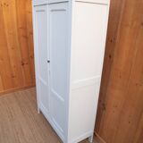 Armoire parisienne