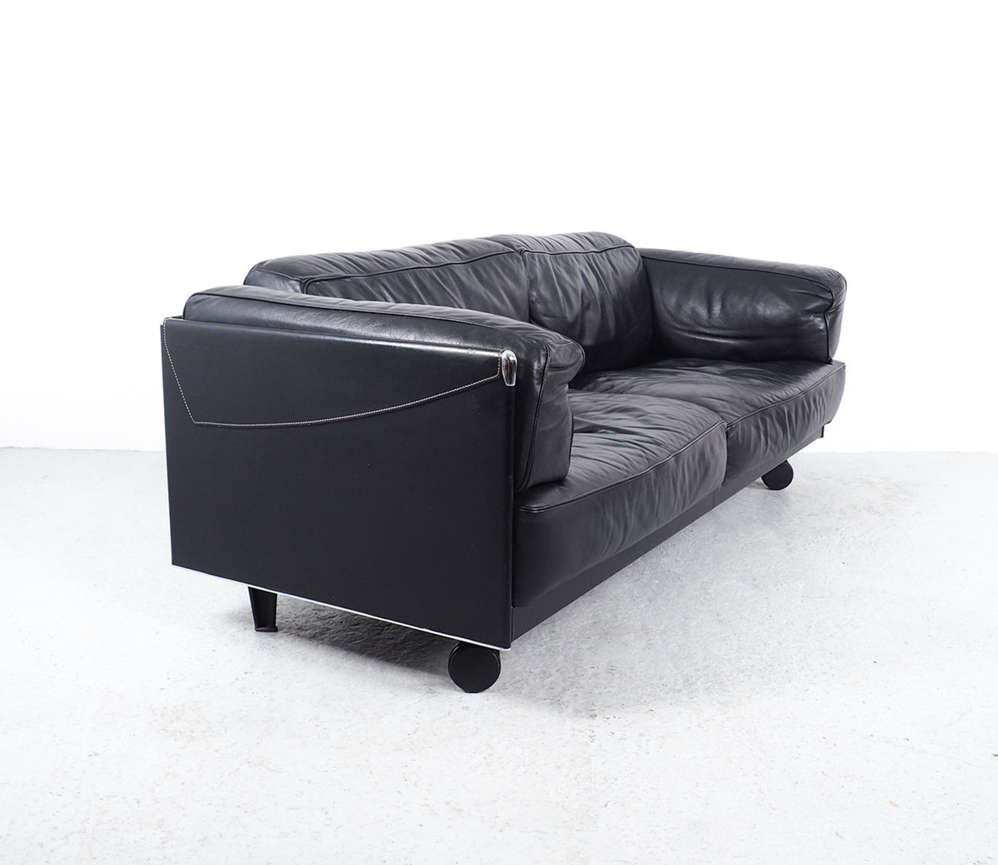 Twice 2.5-Seater Leather Sofa by Pierluigi Cerri for Poltrona Frau, 1990s