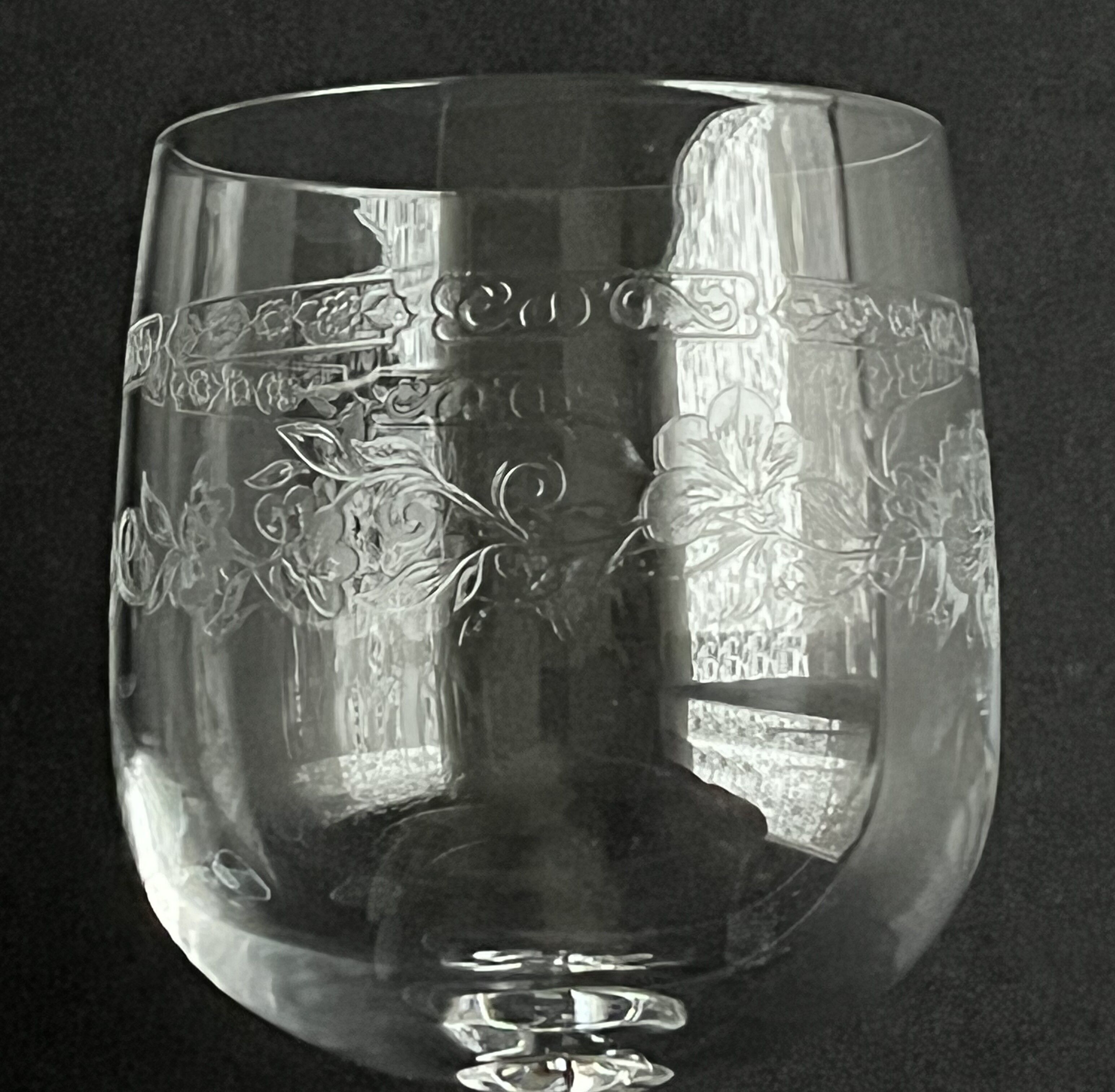 6 Engraved crystal water glasses