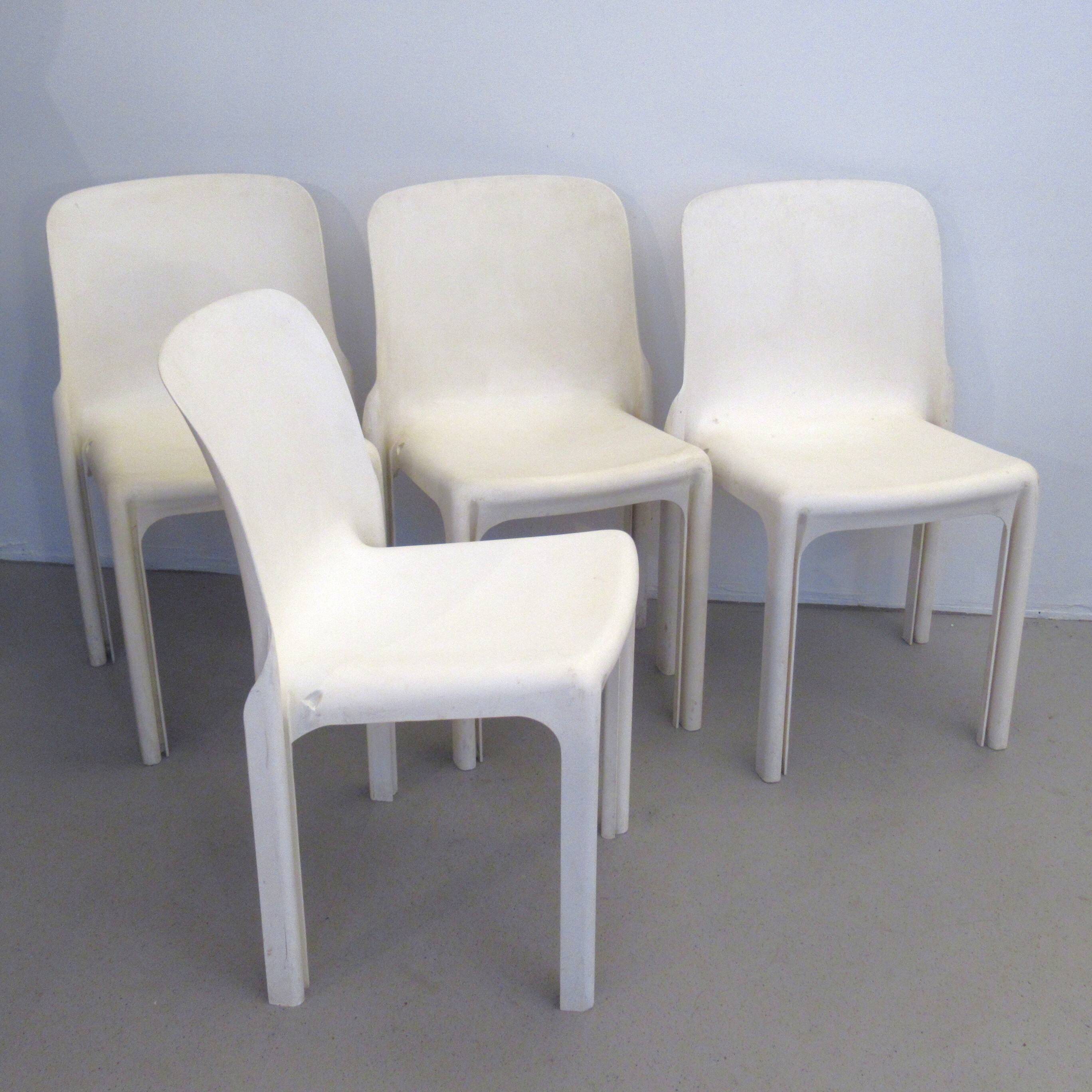 Set of 4 white Selene chairs by Magistretti Artemide