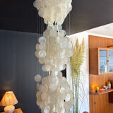 Mother-of-pearl suspension