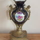 Medicis vase in porcelain