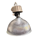 Glass kitchen suspension