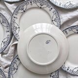 8 flat ironware plates “Balzac” Choisy le Roi