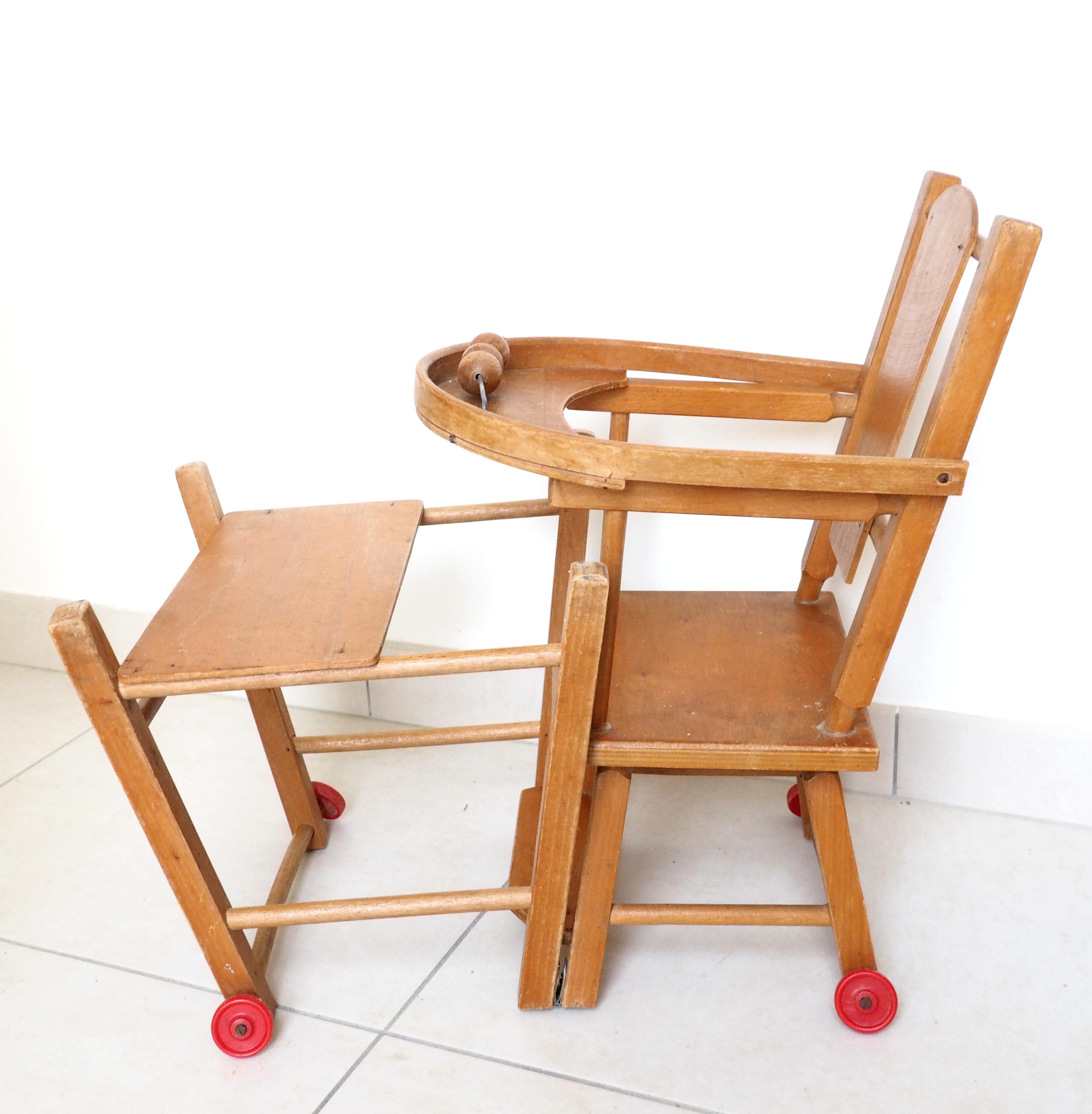 Chaise haute en bois