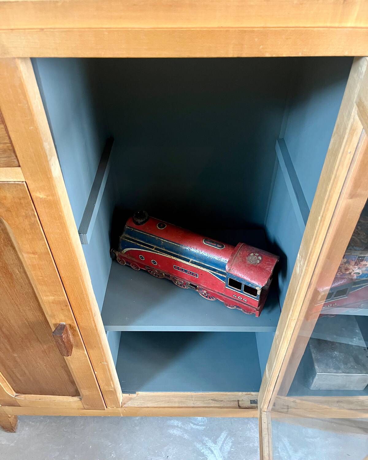 Buffet 1930-40 (renovated)