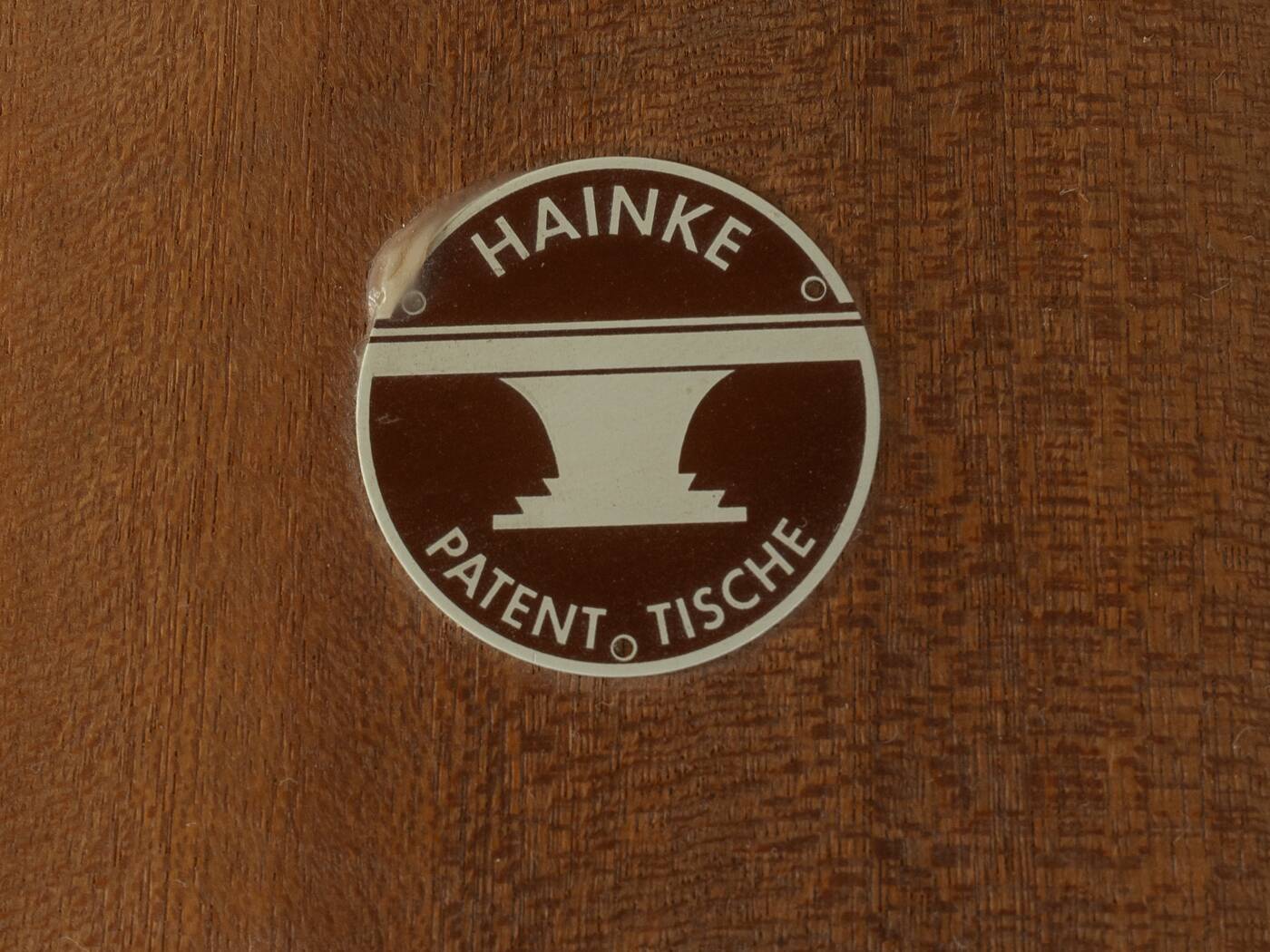 Table à manger Papillon, Hainke