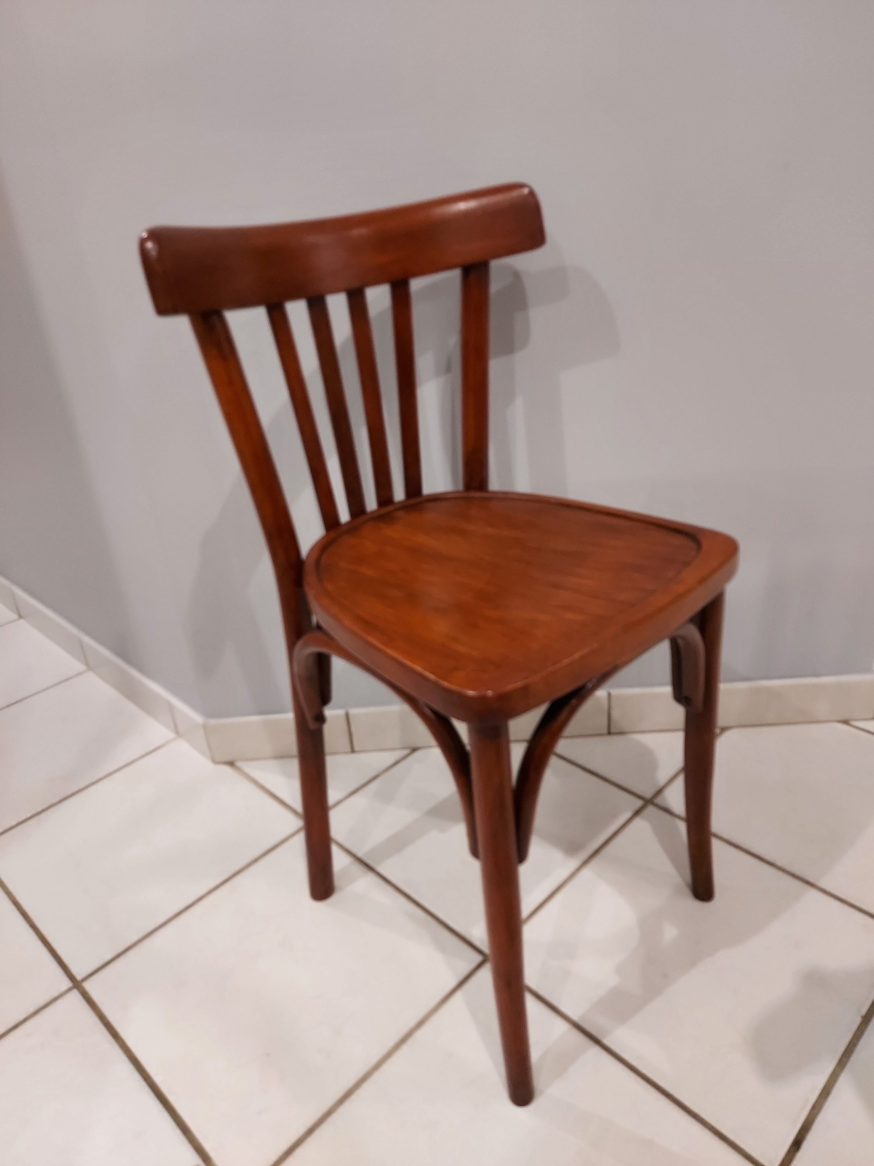 Suite de 6 chaises de Bistrot vintage années 1950