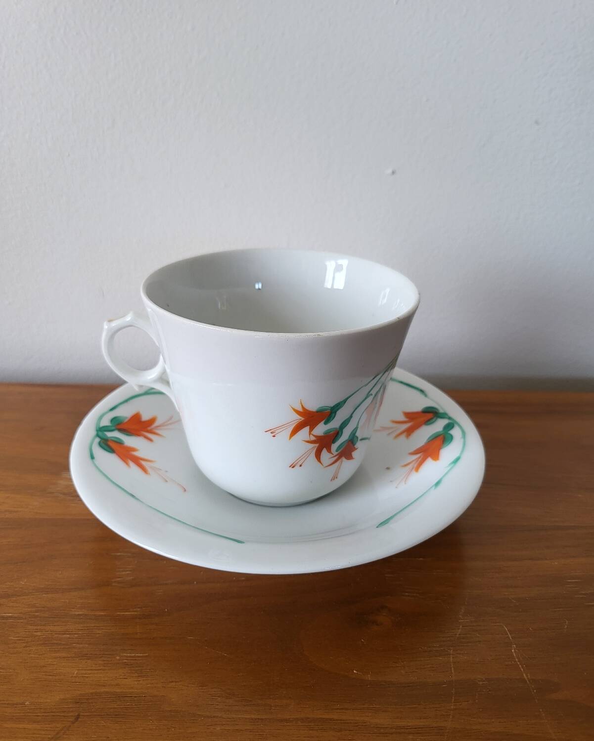 Breakfast Chocolate Cup in Parisian Porcelain