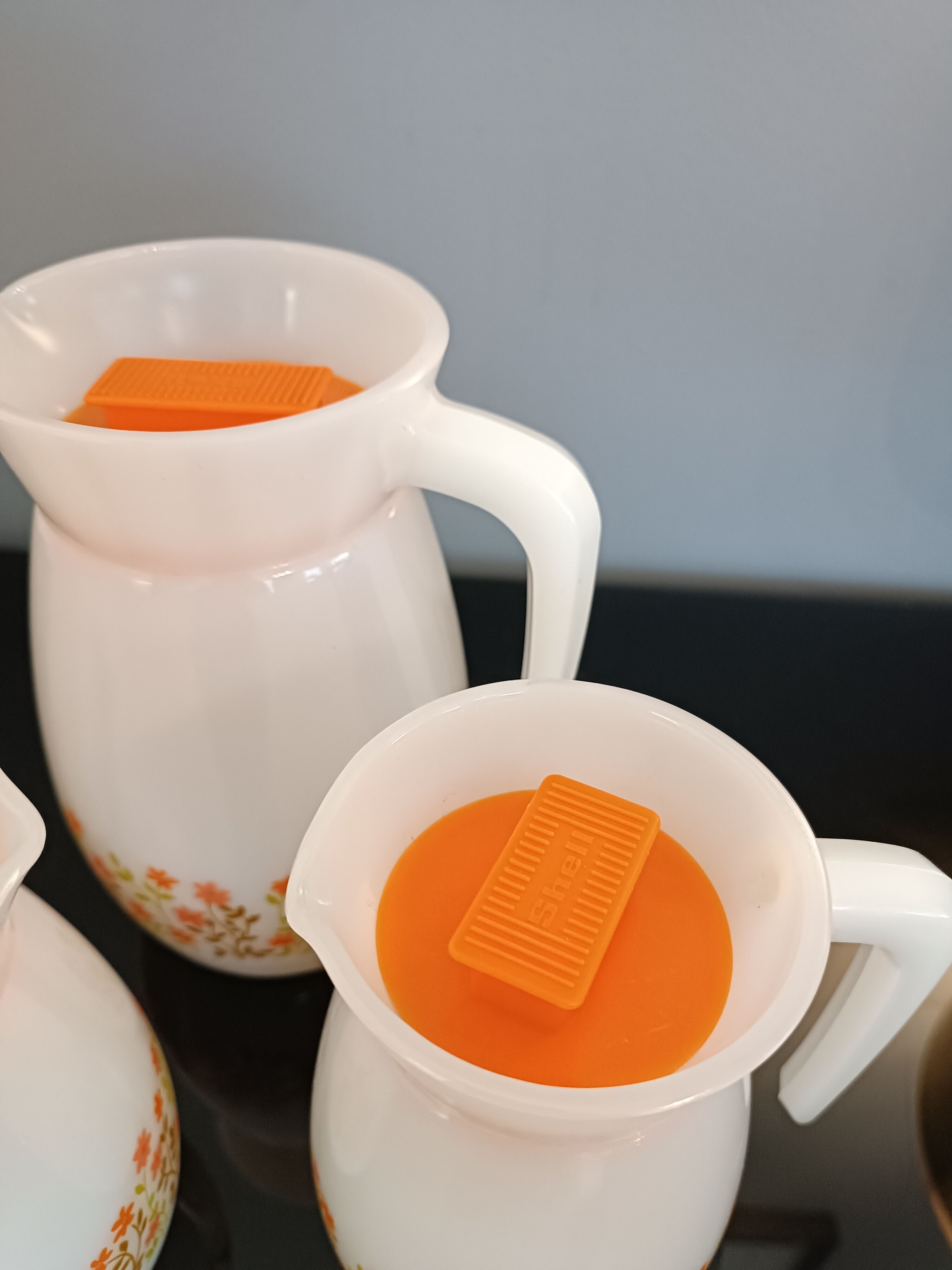 Tupperware Heritage Ensemble de Carafes aux Couleurs